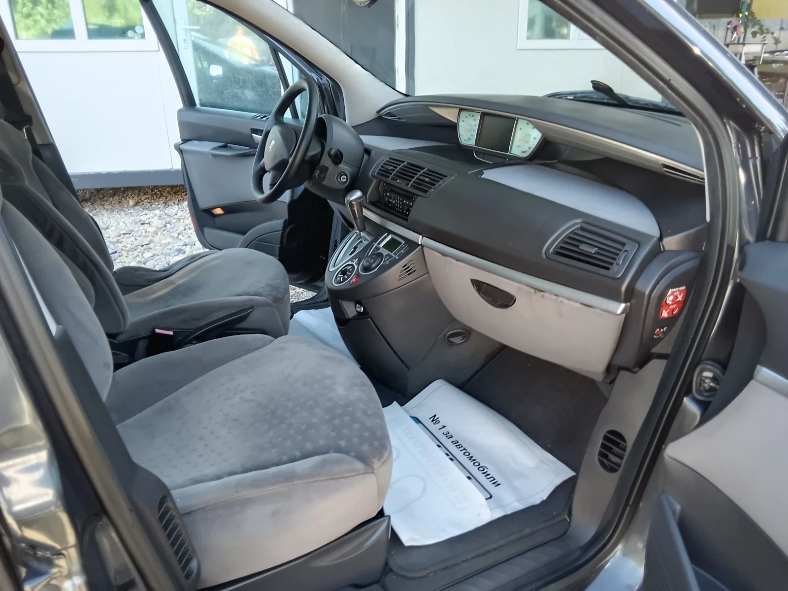 Peugeot 807 2.0 HDI 110кс., снимка 11 - Автомобили и джипове - 54219047