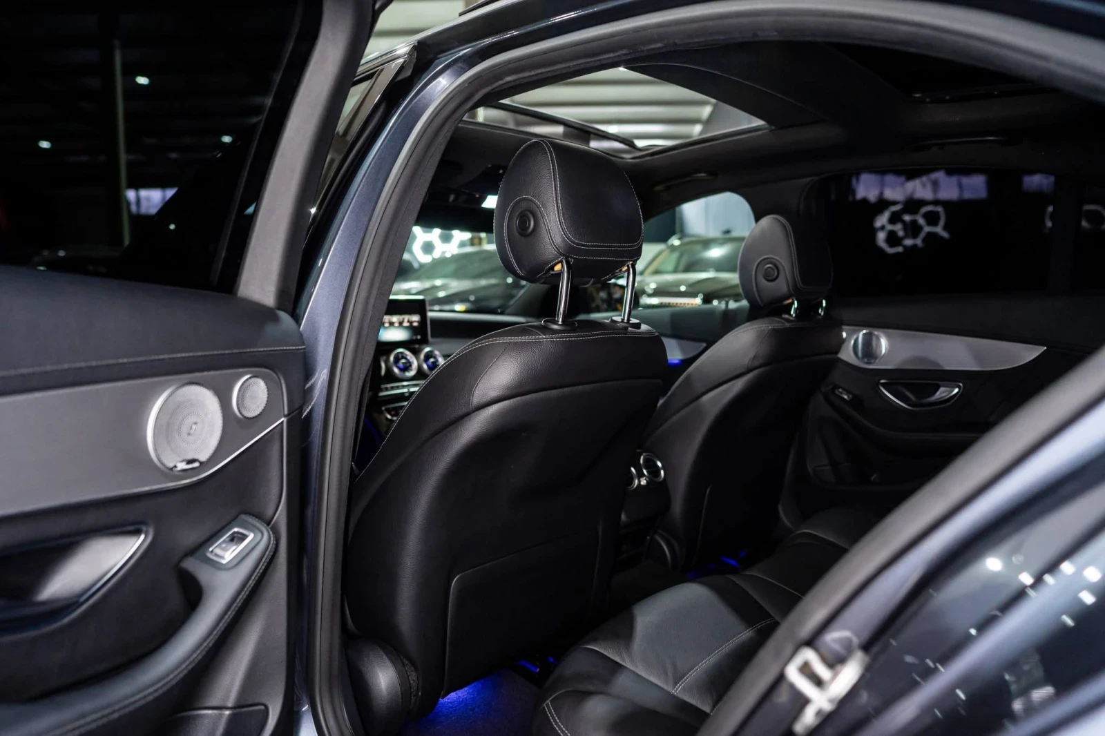 Mercedes-Benz C 43 AMG LED CARBON BURM ПАНО ЛИЗИНГ 100%, снимка 15 - Автомобили и джипове - 54218905