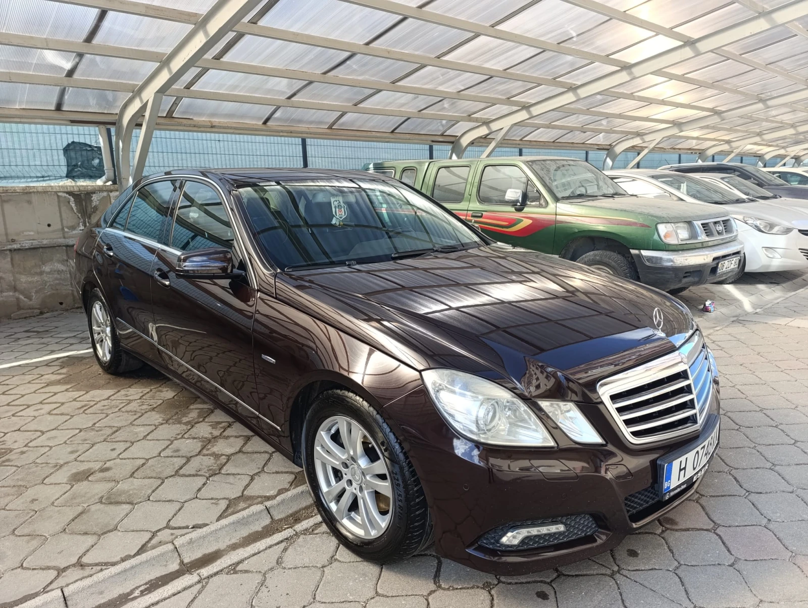 Mercedes-Benz E 250 BlueEFFICIENCY, снимка 3 - Автомобили и джипове - 54334219