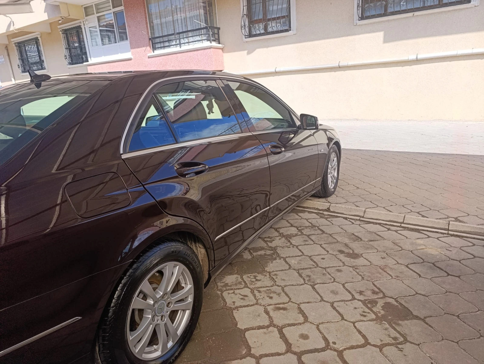 Mercedes-Benz E 250 BlueEFFICIENCY, снимка 6 - Автомобили и джипове - 54334219