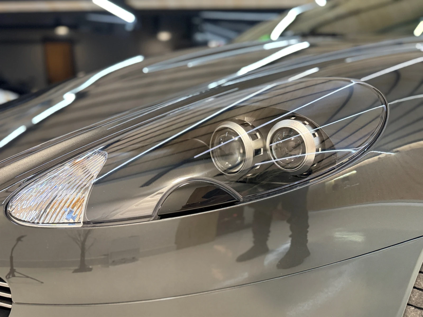 Aston Martin Db9, снимка 15 - Автомобили и джипове - 54420270