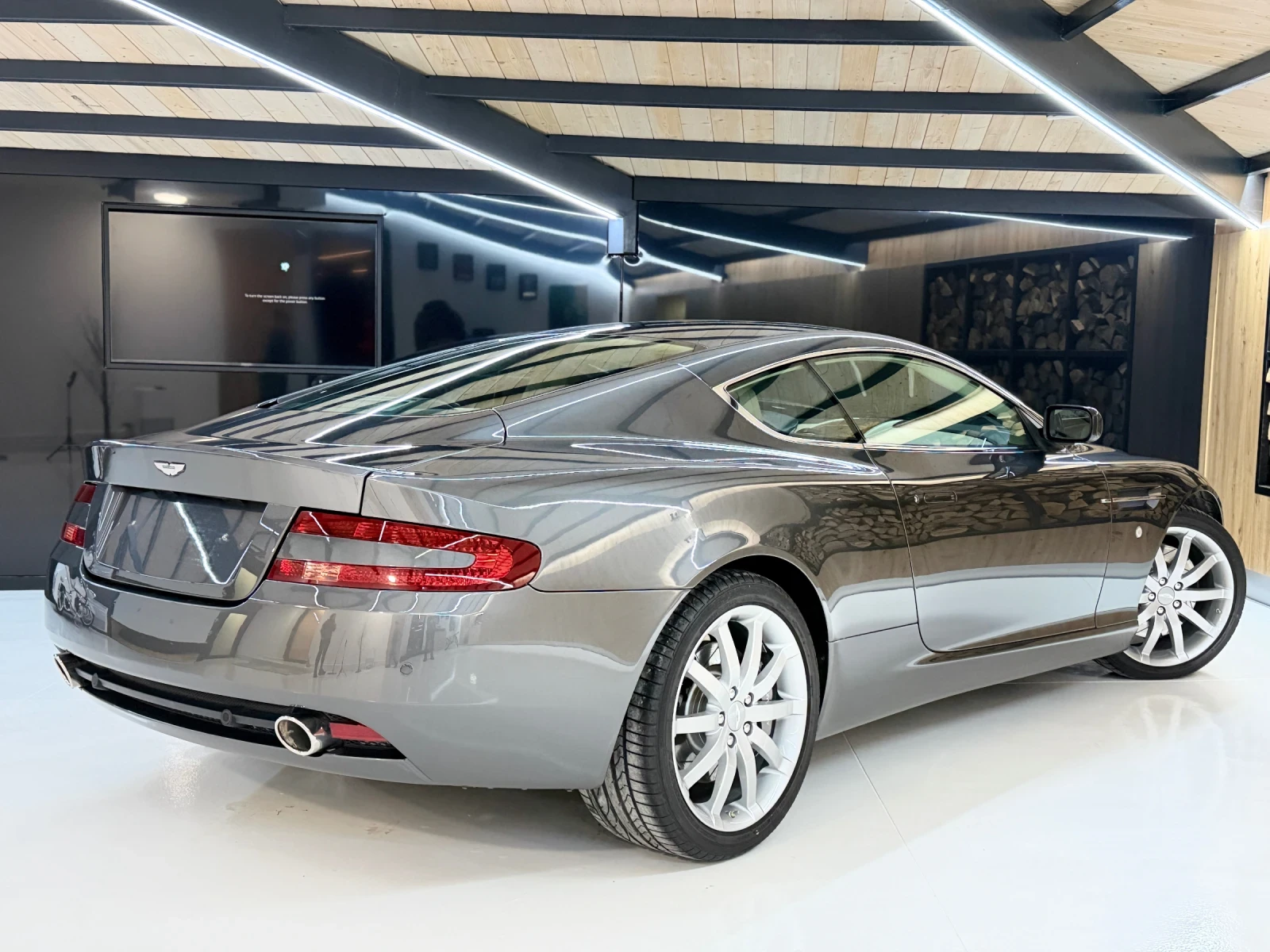 Aston Martin Db9, снимка 4 - Автомобили и джипове - 54420270