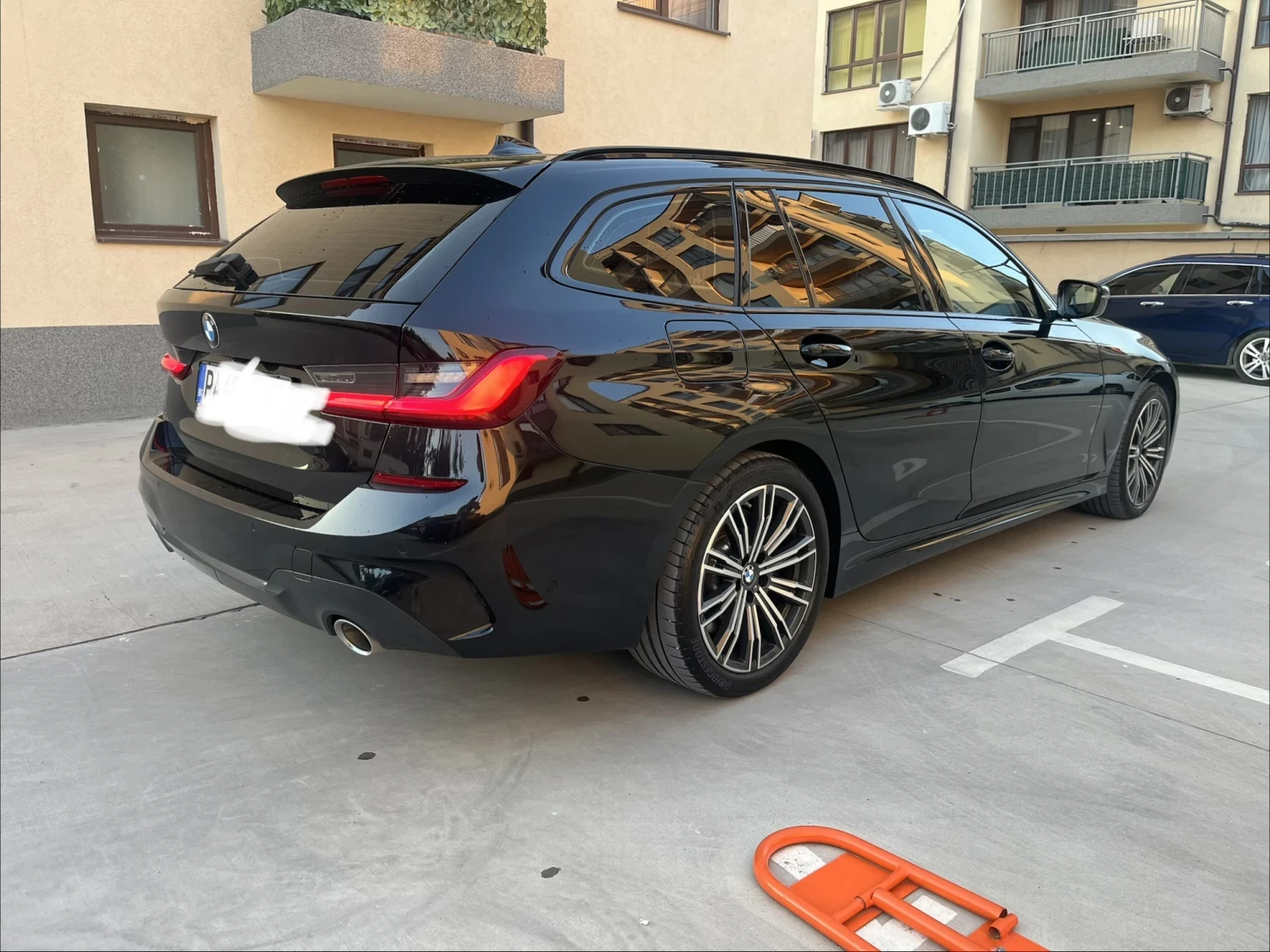 BMW 320, снимка 2 - Автомобили и джипове - 54598397