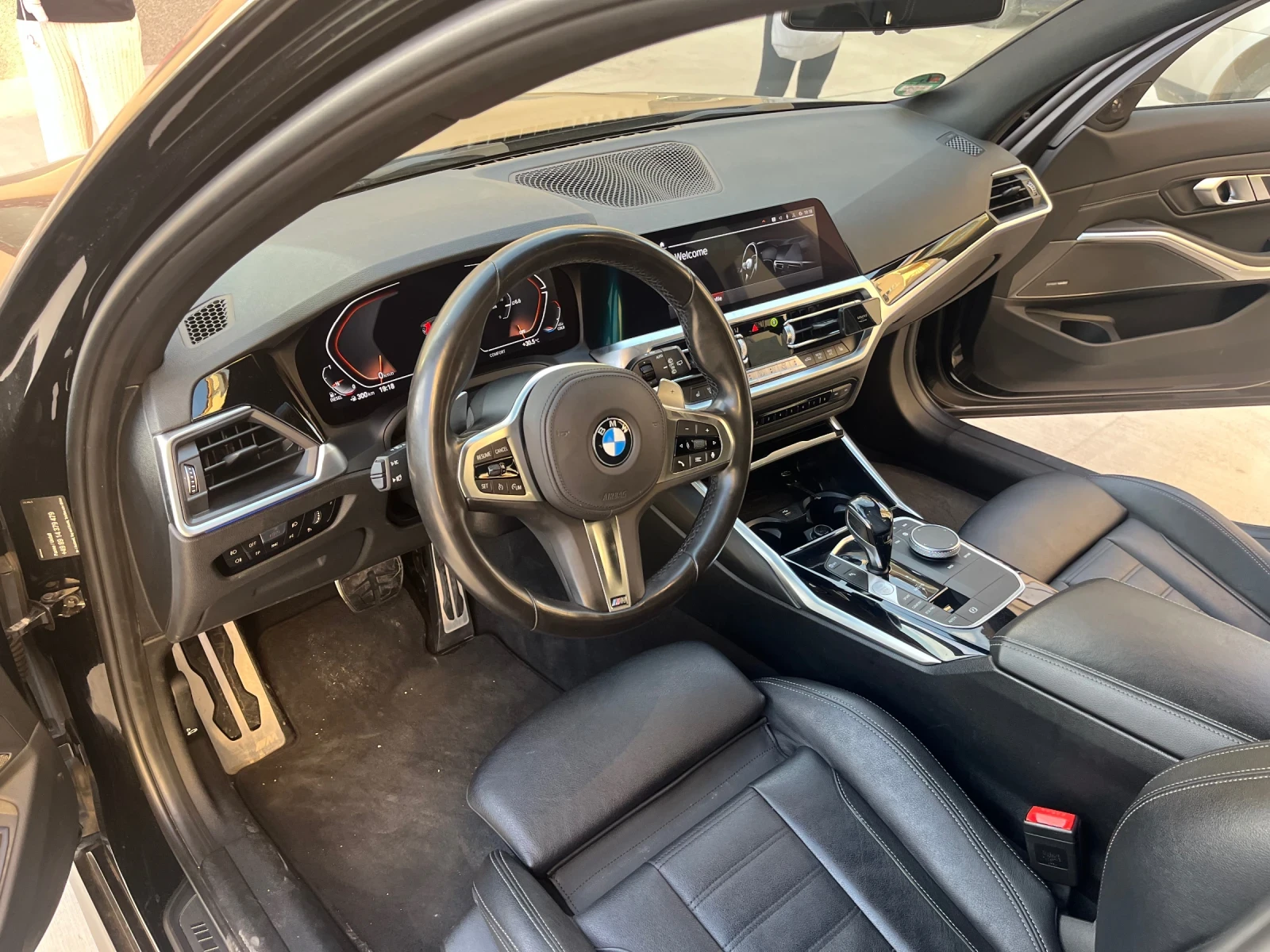 BMW 320, снимка 5 - Автомобили и джипове - 54598397