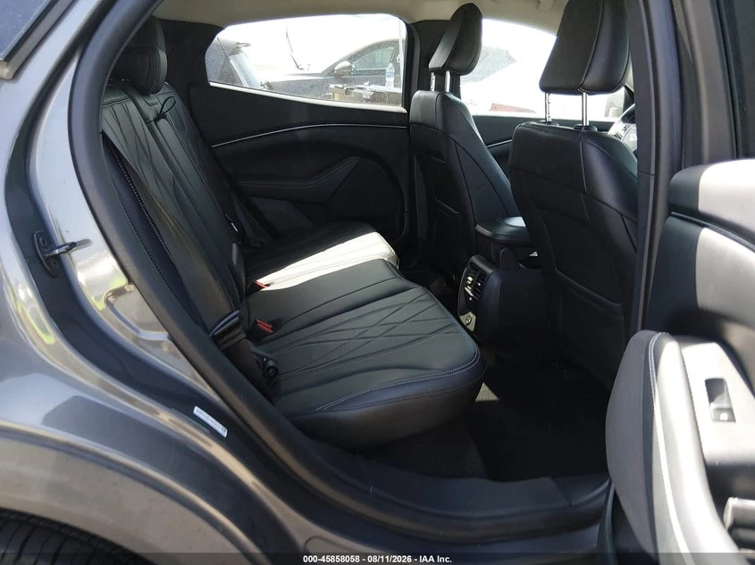 Ford Mustang Mach-E Select, снимка 8 - Автомобили и джипове - 56320070
