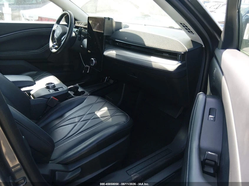 Ford Mustang Mach-E Select, снимка 5 - Автомобили и джипове - 56320070