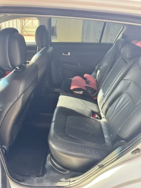 Kia Sportage R-line 4WD 184 к.с Панорама, снимка 13