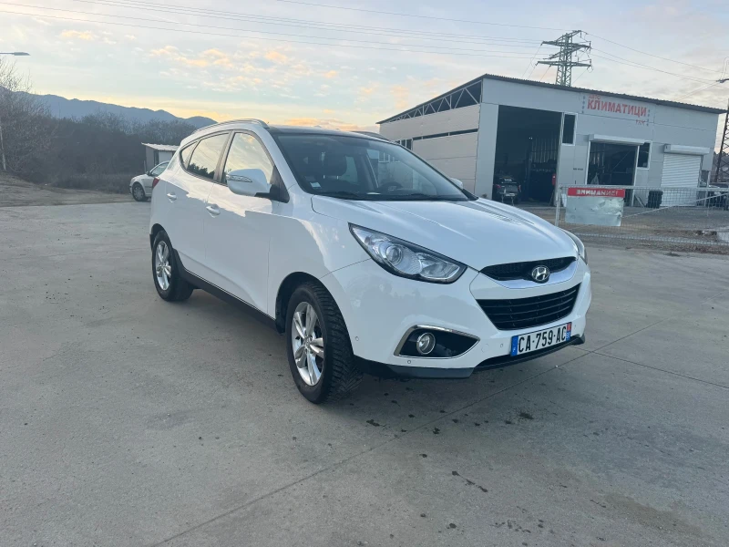 Hyundai IX35 crdi, снимка 2 - Автомобили и джипове - 48103475