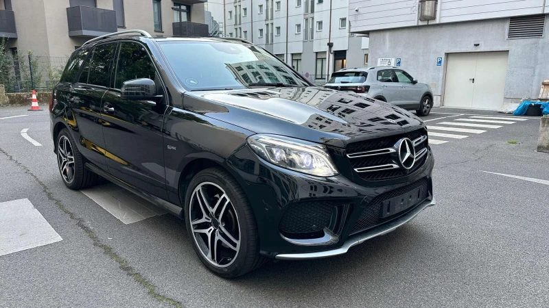 Mercedes-Benz GLE 43 AMG, снимка 2 - Автомобили и джипове - 49586644