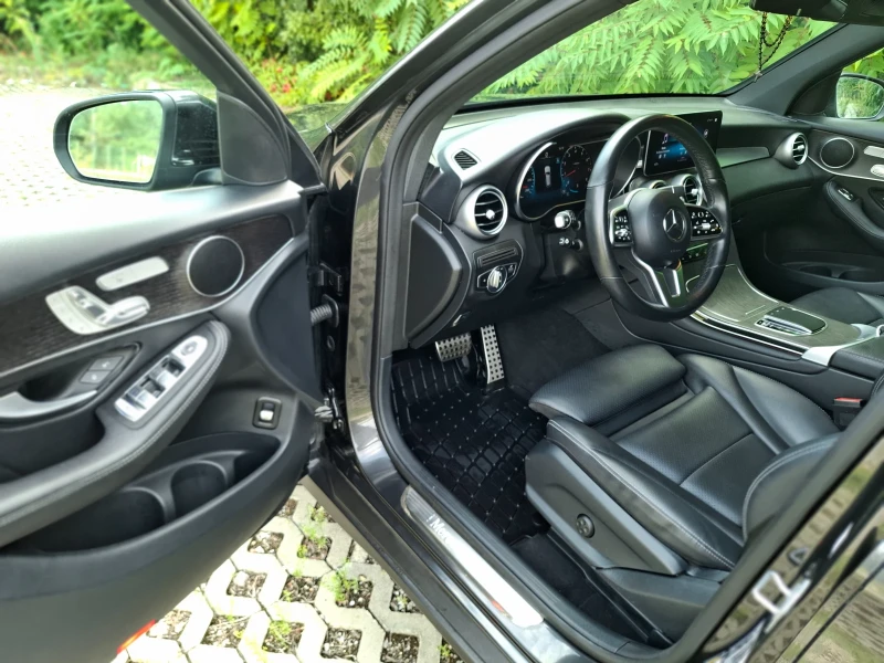 Mercedes-Benz GLC 300 Mercedes-Benz AMG 4Matic, снимка 6 - Автомобили и джипове - 51420900
