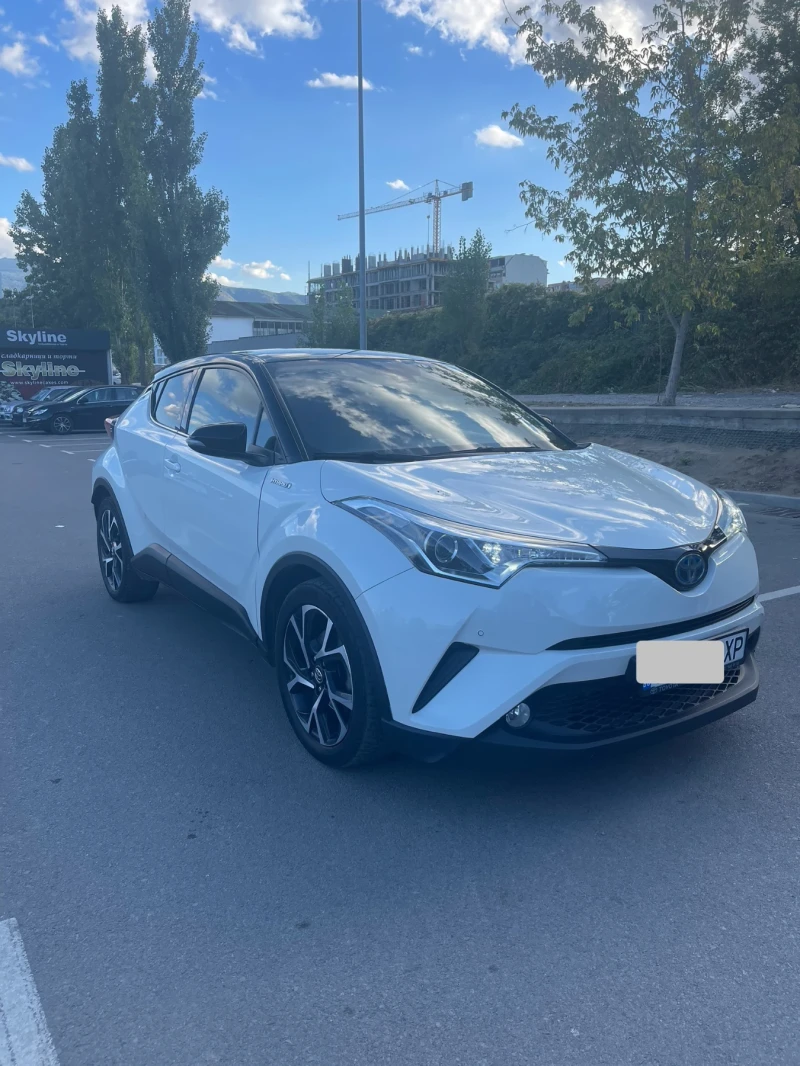 Toyota C-HR 1.8 , снимка 2 - Автомобили и джипове - 51750475