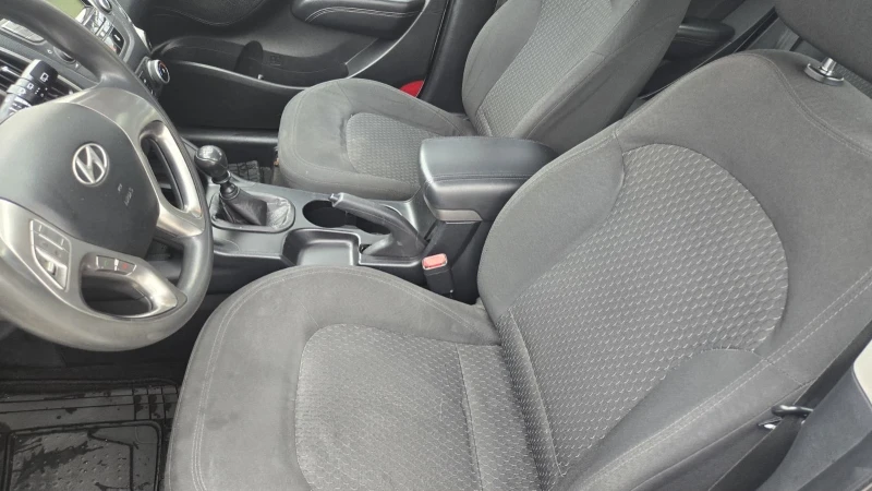 Hyundai IX35 1.7 Dizel 116 konq, снимка 7 - Автомобили и джипове - 53214805