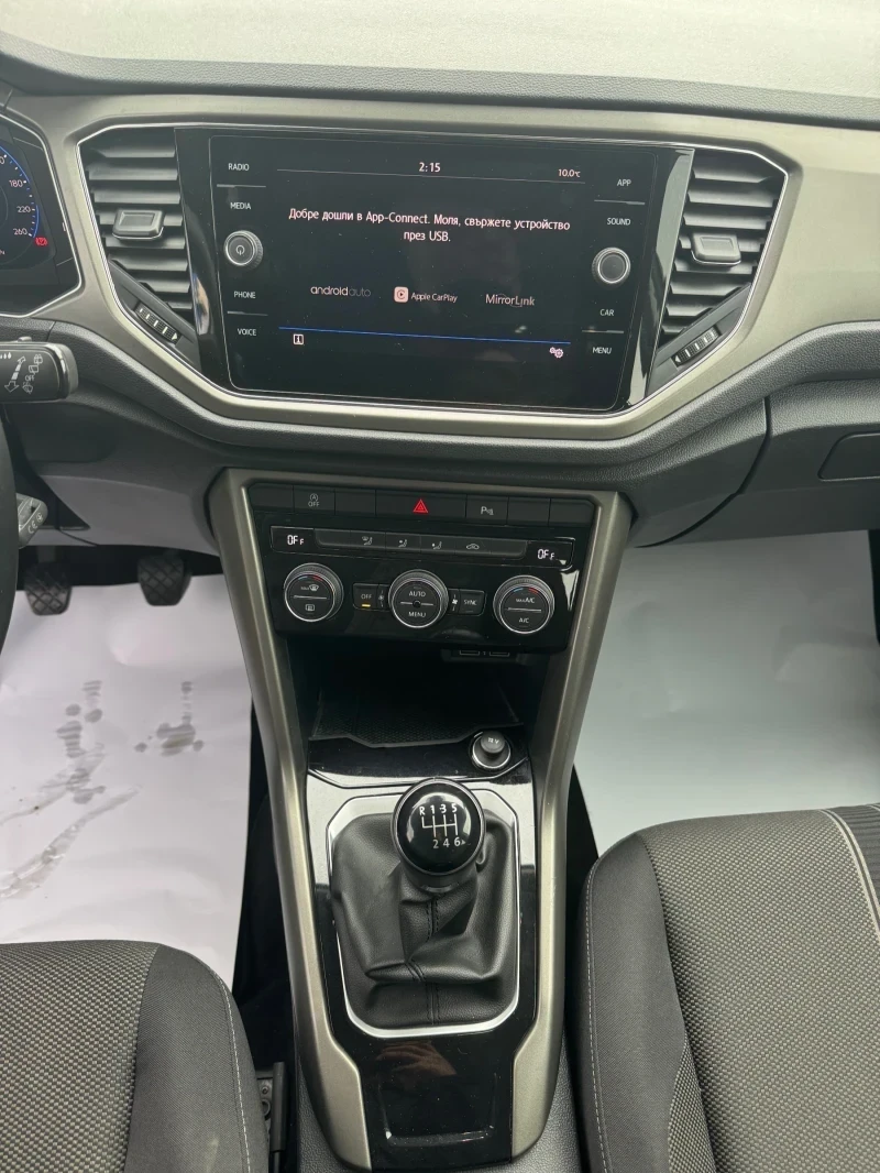 VW T-Roc, снимка 6 - Автомобили и джипове - 53848790