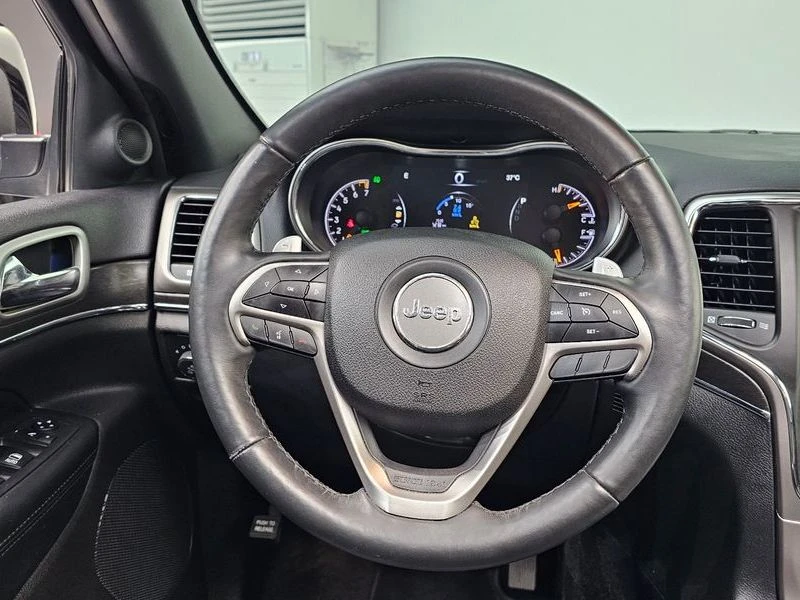 Jeep Cherokee 3.6 Limited| 295к.с.| ВКЛ.ТЕХНОТЕСТ, снимка 13 - Автомобили и джипове - 55644061