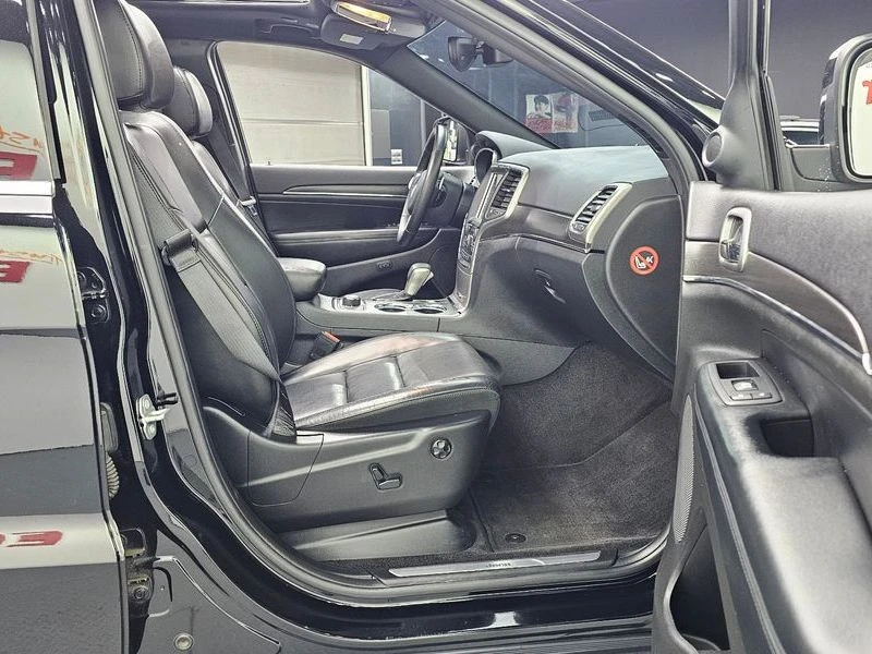 Jeep Cherokee 3.6 Limited| 295к.с.| ВКЛ.ТЕХНОТЕСТ, снимка 11 - Автомобили и джипове - 55644061