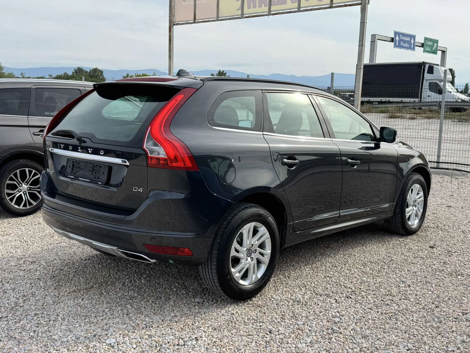 Volvo XC60 2.0d automat - изображение 4