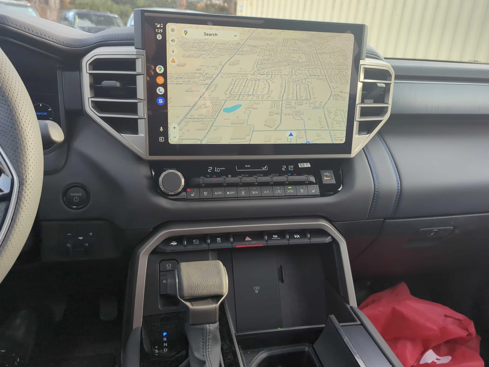 Toyota Sequoia * CARFAX * БЕЗ ПЪРВОНАЧАЛНА ВНОСКА - изображение 8