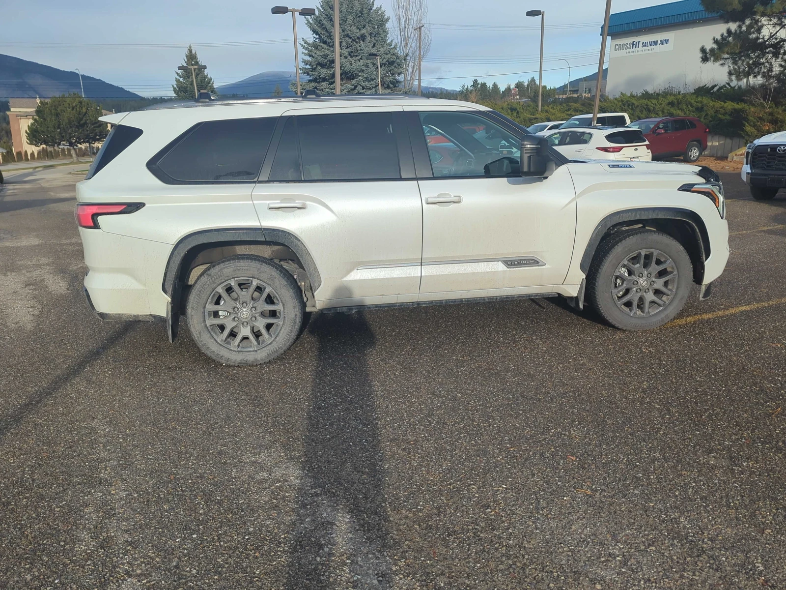 Toyota Sequoia * CARFAX * БЕЗ ПЪРВОНАЧАЛНА ВНОСКА - изображение 4