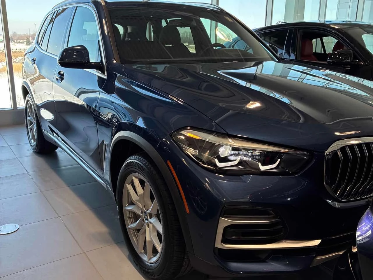 BMW X5 xDrive45e/CARFAX/360 CAM/PANO/ДИСТРОНИК, снимка 4 - Автомобили и джипове - 53841945