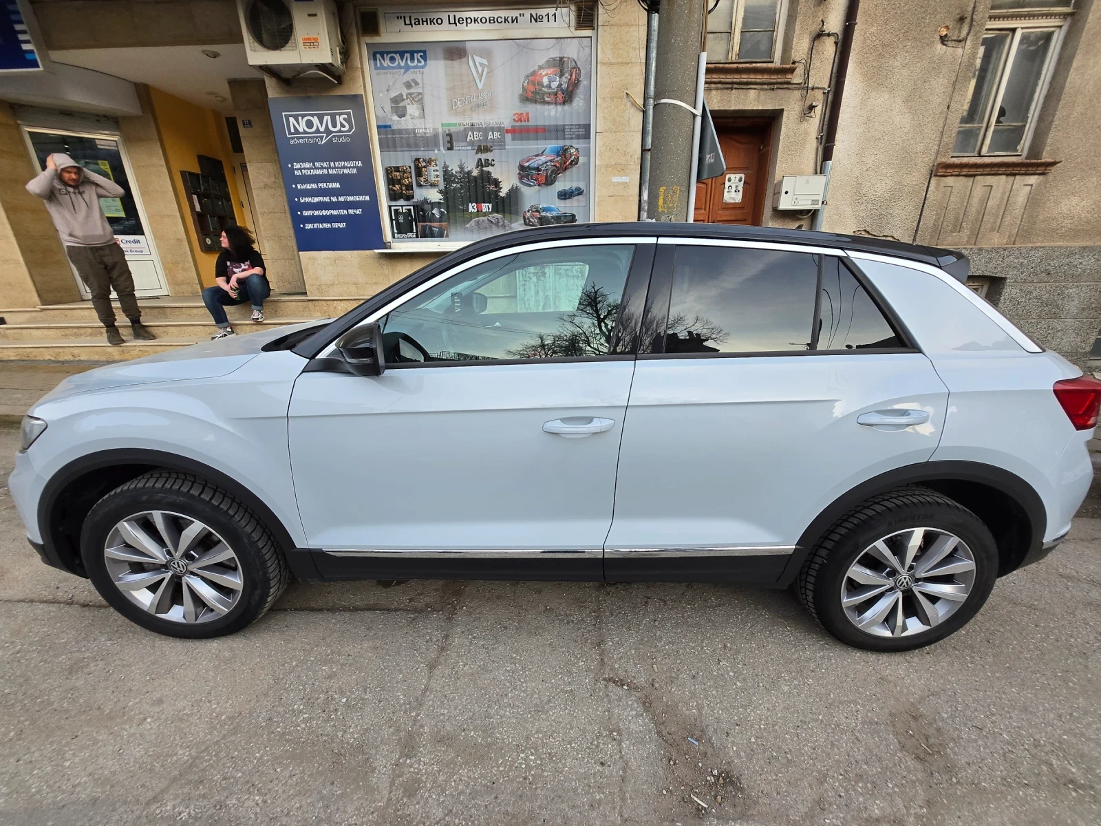 VW T-Roc, снимка 2 - Автомобили и джипове - 53848790