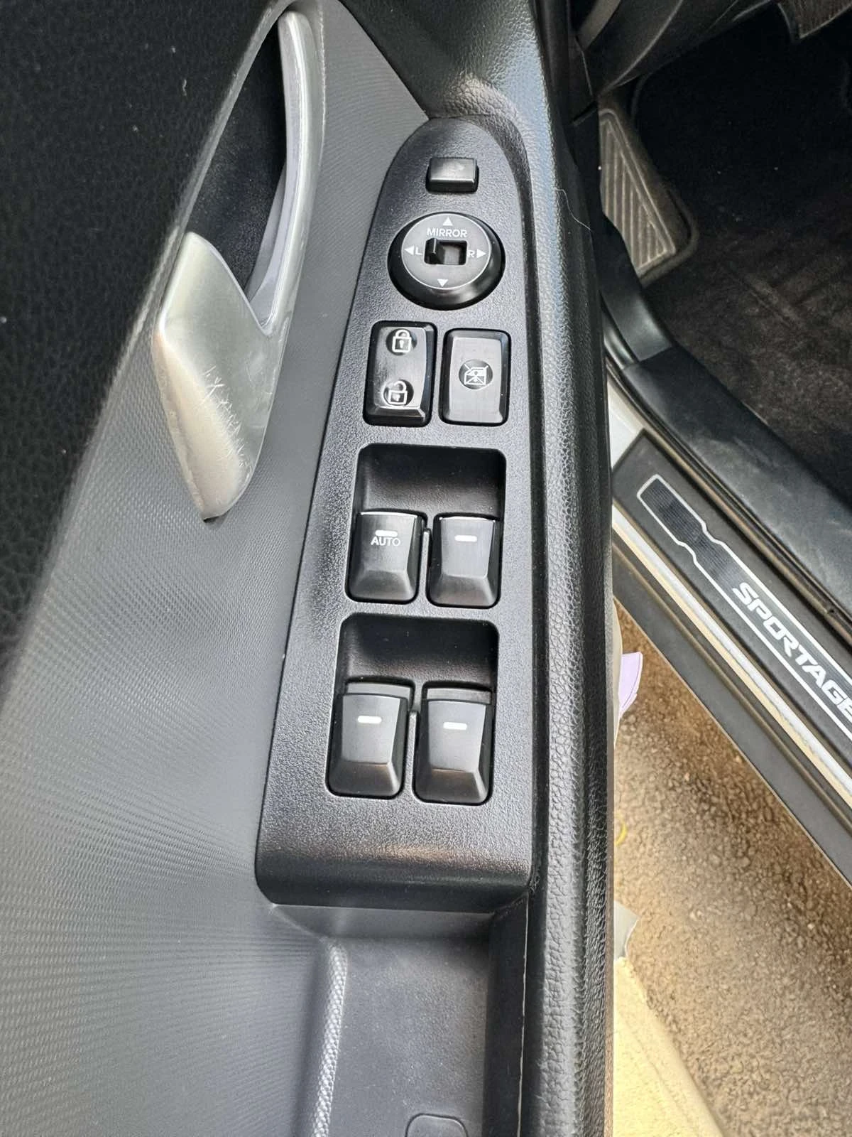 Kia Sportage R-line 4WD 184 �.� �������� | Mobile.bg � ����������� 11