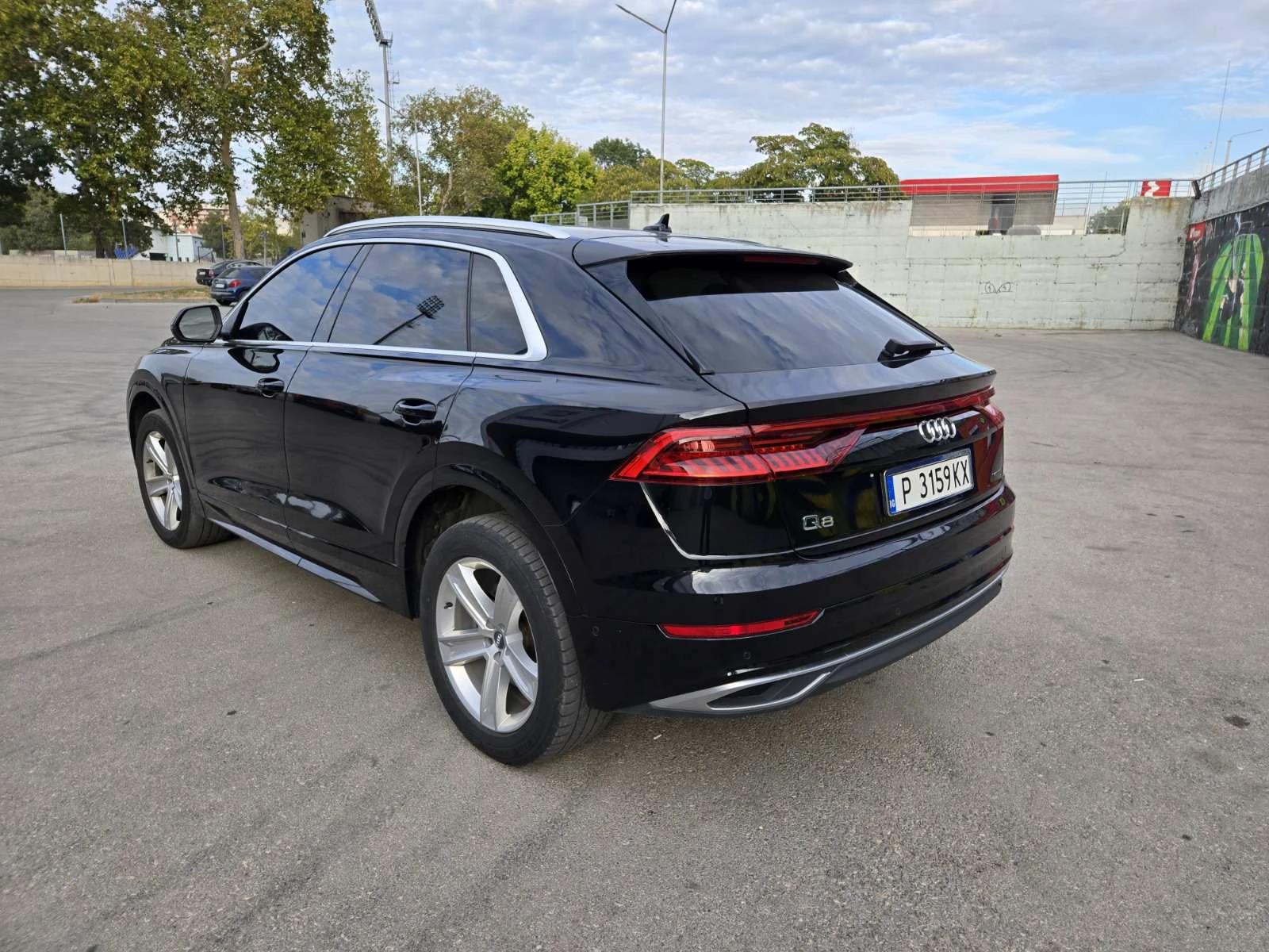 Audi Q8 Premium + , снимка 2 - Автомобили и джипове - 54428101