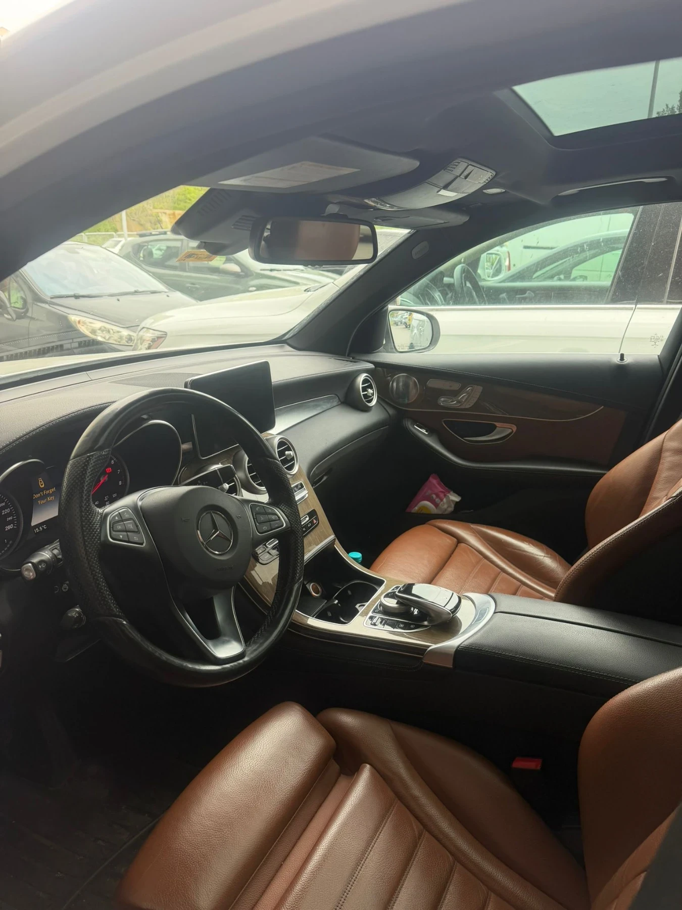 Mercedes-Benz GLC 300 4 MATIC* 360 камери* панорама* keyless* burmester*, снимка 13 - Автомобили и джипове - 54562926