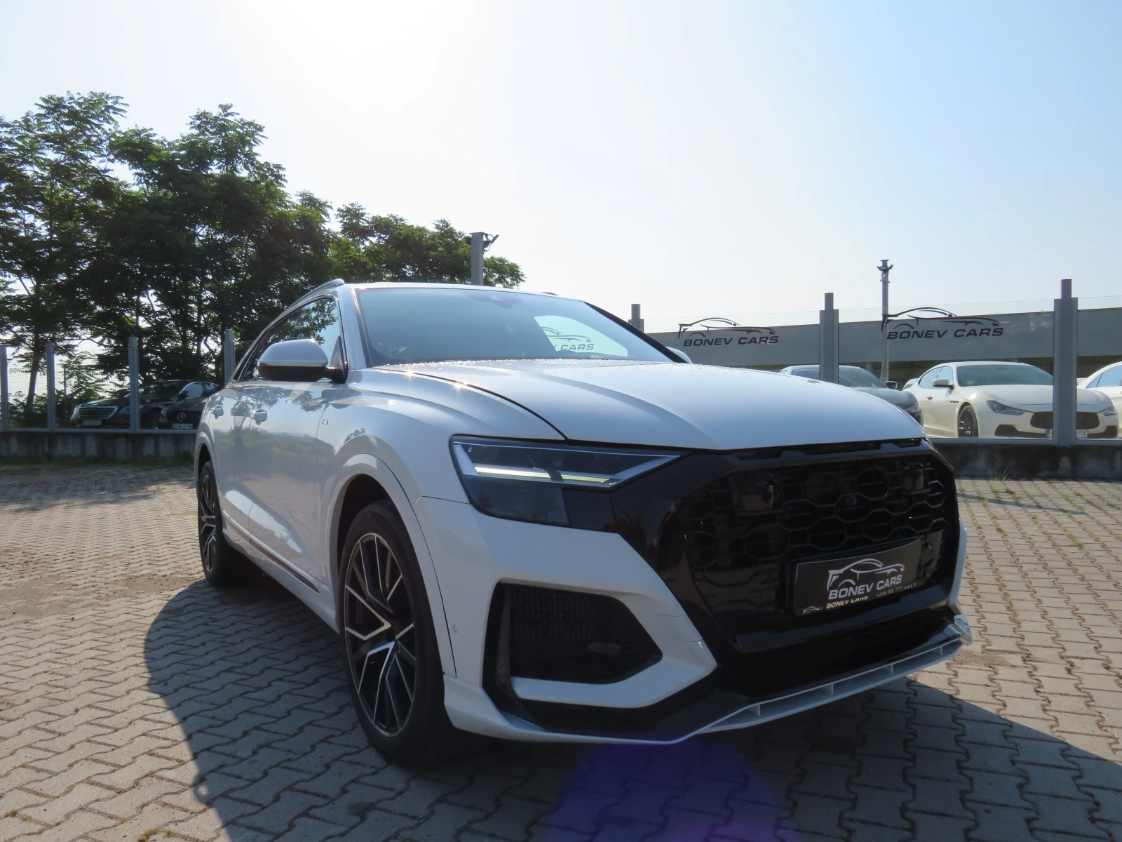 Audi Q8 * RSQ-PACK S-LINE B&O PANO MATRIX* , снимка 3 - Автомобили и джипове - 54787858