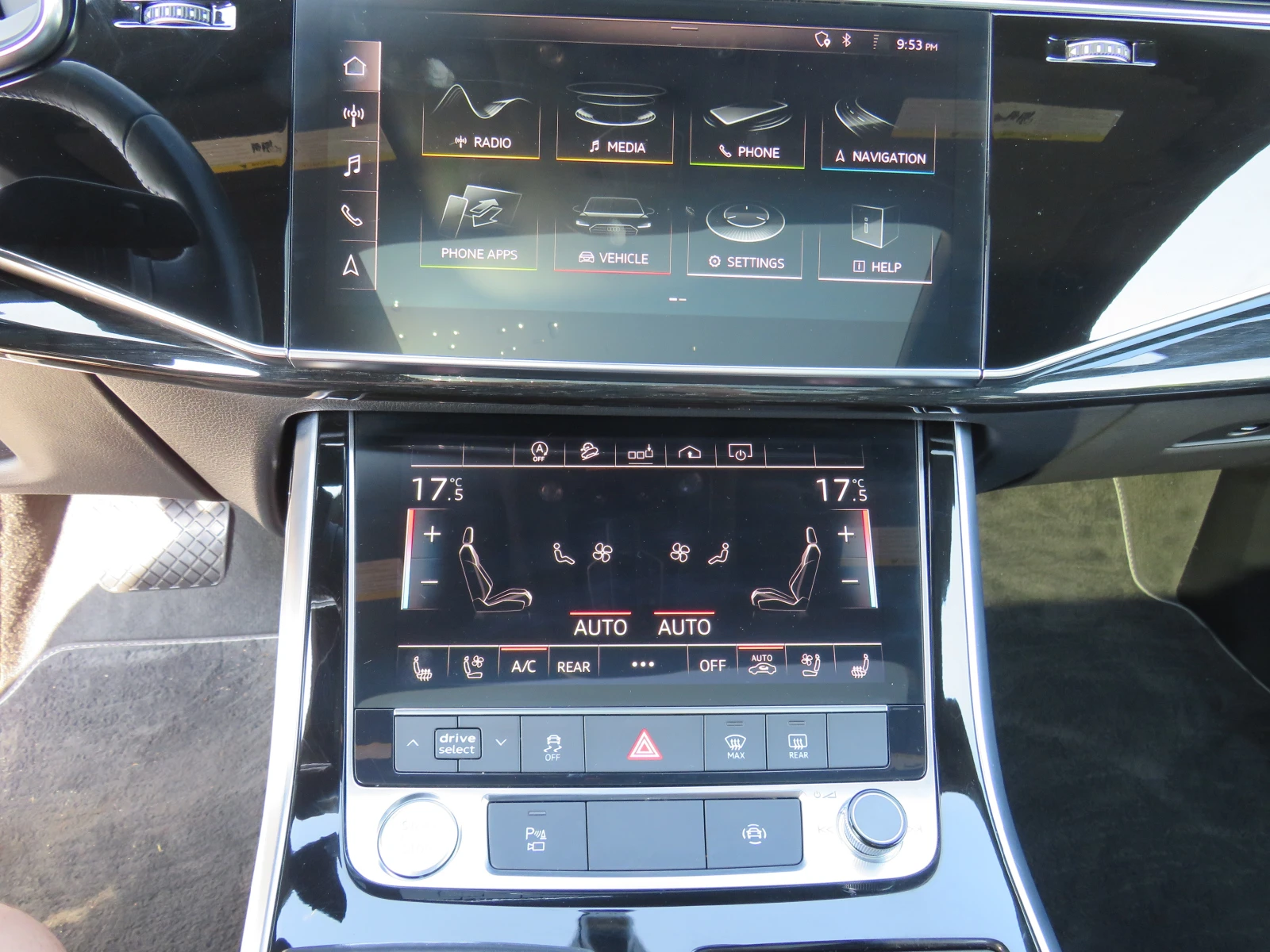 Audi Q8 * RSQ-PACK S-LINE B&O PANO MATRIX* , снимка 14 - Автомобили и джипове - 54787858