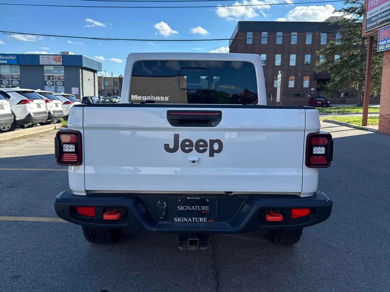 Jeep Gladiator * Mojave * АВТОКРЕДИТ БЕЗ ПЪРВОНАЧАЛНА ВНОСКА* , снимка 4 - Автомобили и джипове - 54908587