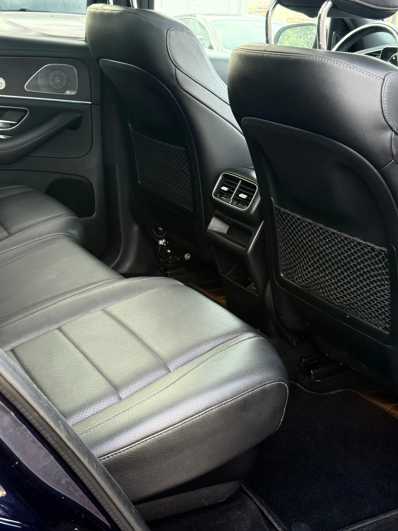 Mercedes-Benz GLE 350 4MATIC/AMG/NIGHT/BURMESTER/360/Подгрев/Пано, снимка 14 - Автомобили и джипове - 54998649