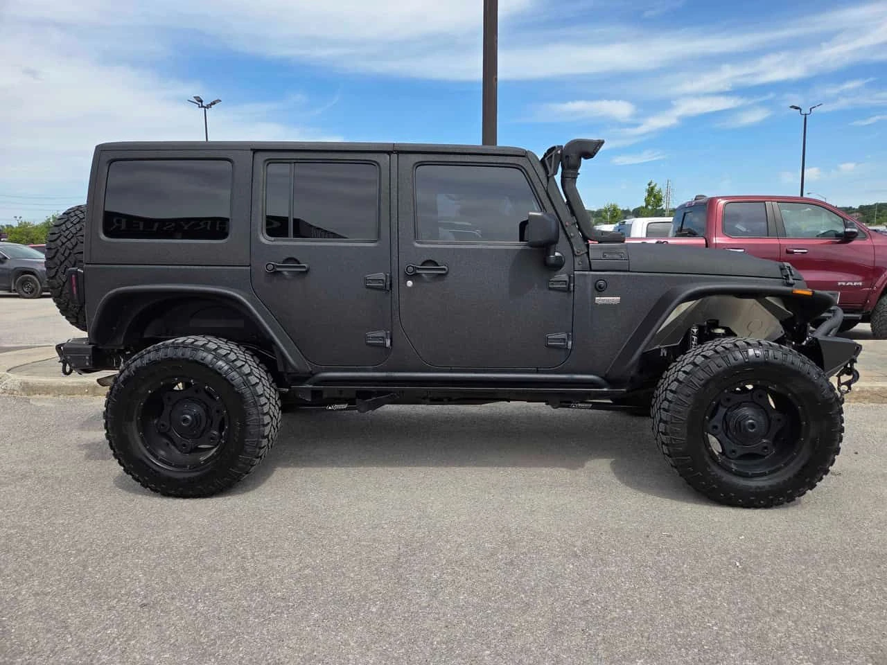 Jeep Wrangler * 75th Anniversary * CARFAX * ЦЕНА ДО БГ, снимка 3 - Автомобили и джипове - 55040511