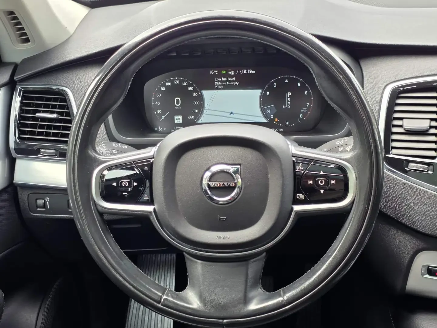 Volvo Xc90 Volvo XC90 Momentum Accident Free! , снимка 9 - Автомобили и джипове - 55189334