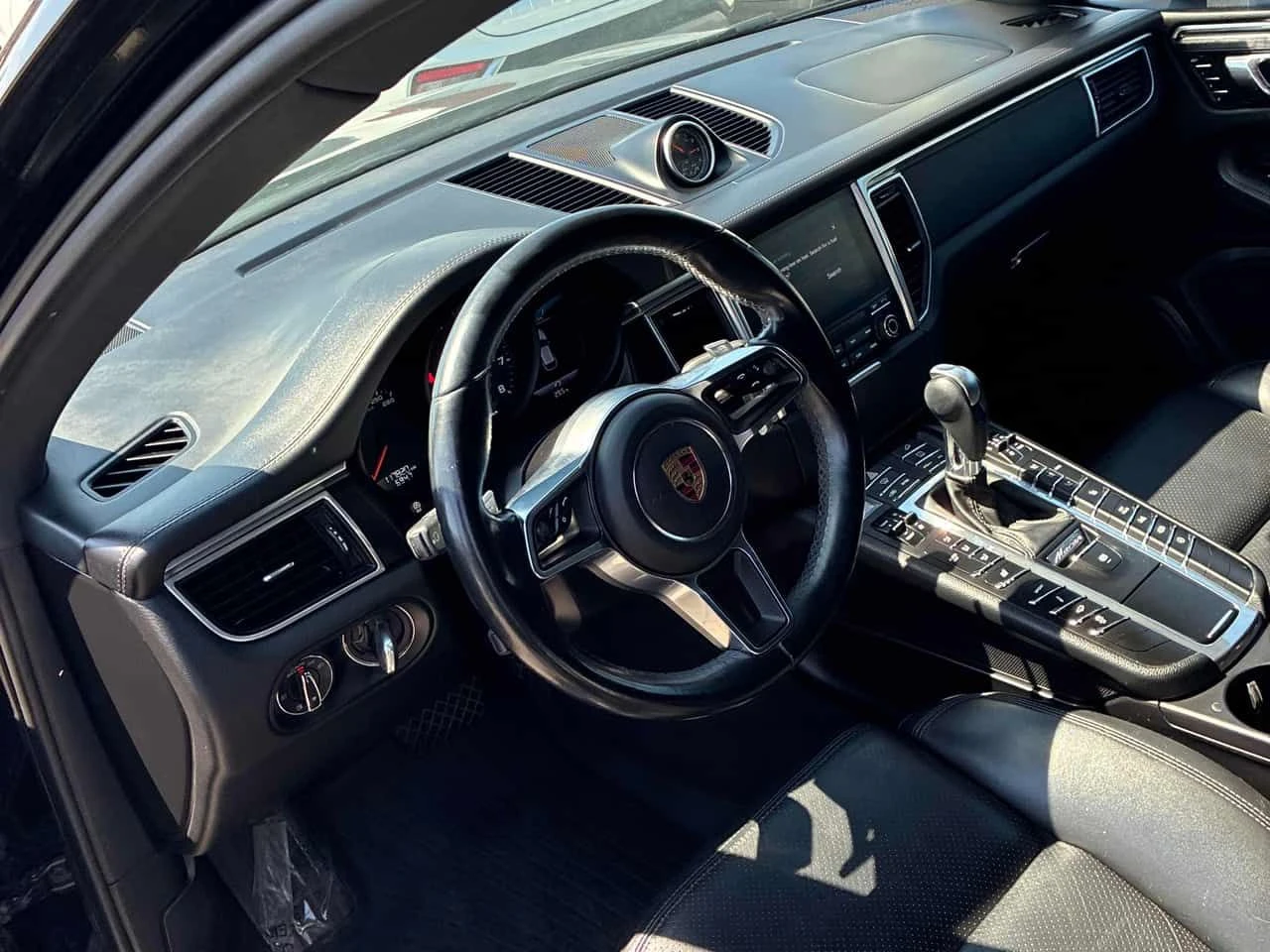 Porsche Macan * GTS * CARFAX * ОПЦИЯ ЗА ФИНАНСИРАНЕ, снимка 5 - Автомобили и джипове - 55269416