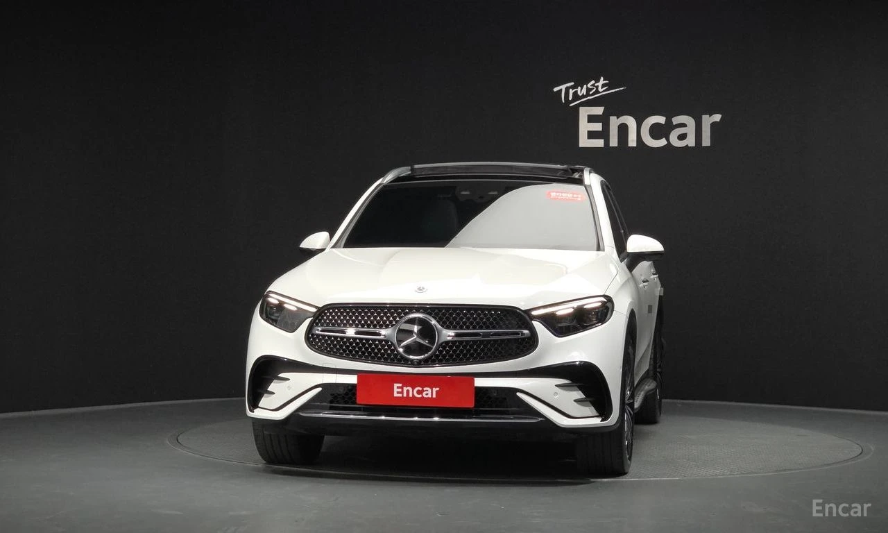 Mercedes-Benz GLC 300 4MATIC* AMG* HEAD UP* 360* ОБДУХВАНЕ* КРАЙНА ЦЕНА, снимка 2 - Автомобили и джипове - 55534511