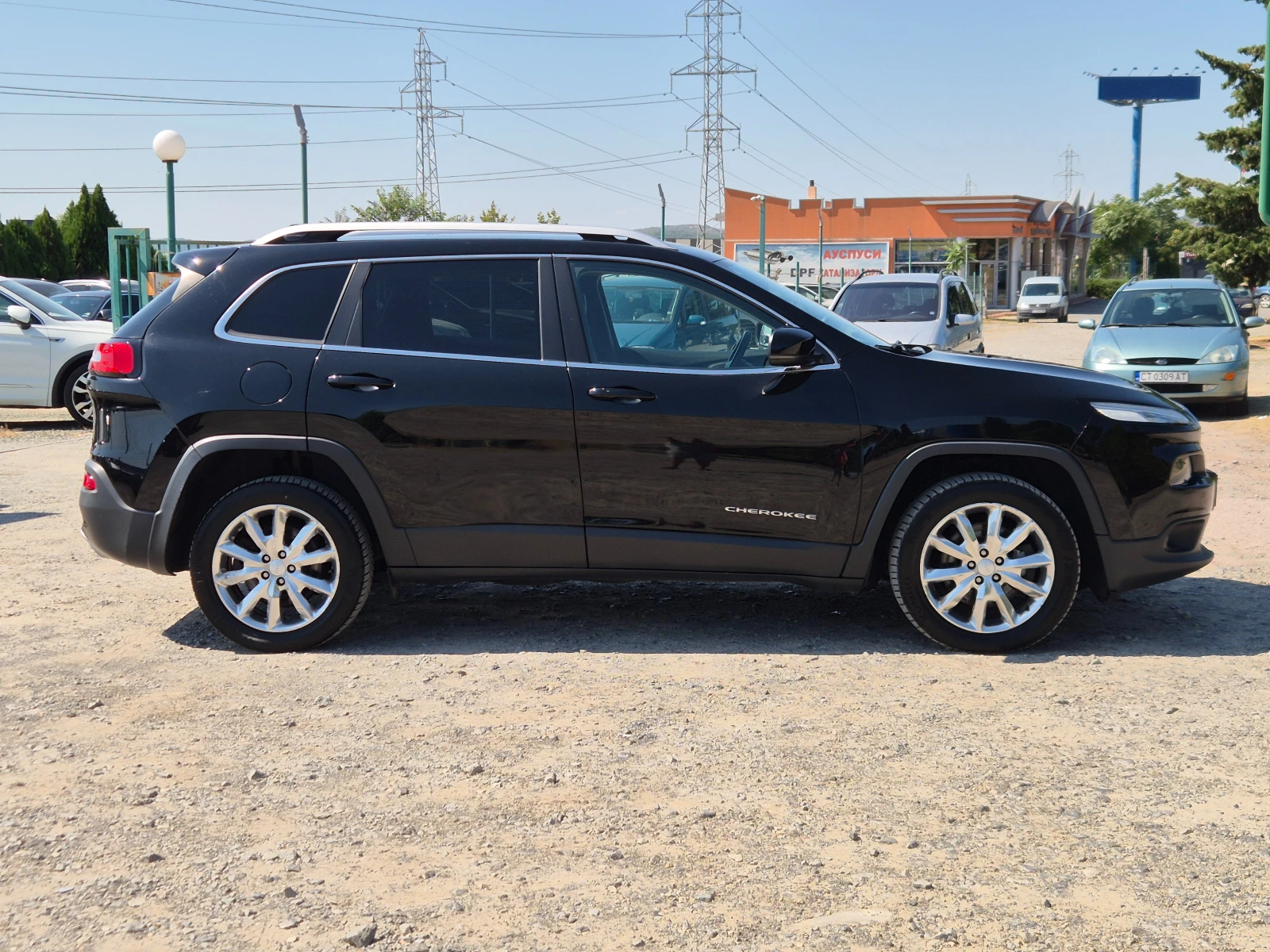 Jeep Cherokee 2.2TD 4WD, снимка 6 - Автомобили и джипове - 55611915