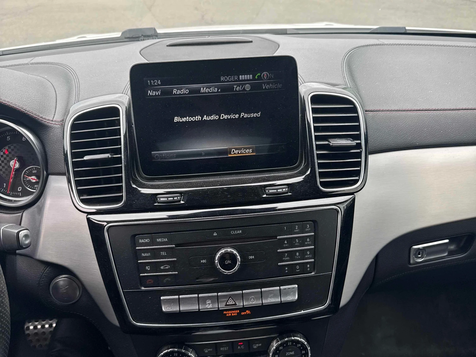 Mercedes-Benz GLE 43 AMG /DISTRONIC/360/BURMESTER/CARFAX, снимка 9 - Автомобили и джипове - 55912694