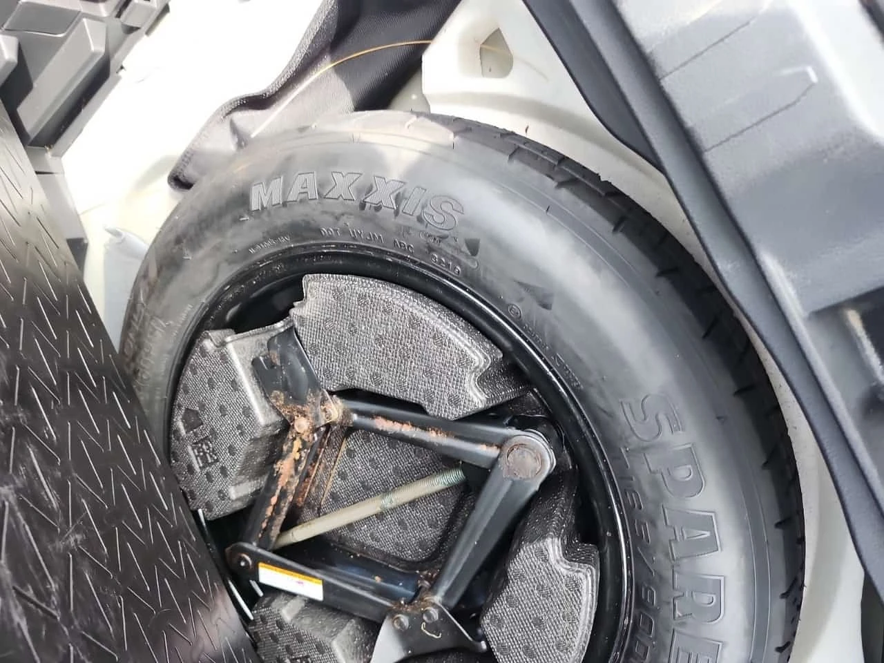 Toyota Rav4 HYBRID XLE * AWD * CARFAX *  | Mobile.bg � ����������� 14