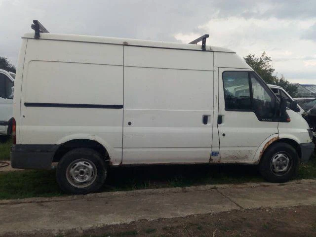 Ford Transit 2.4 задно На Части, снимка 6 - Бусове и автобуси - 47431175