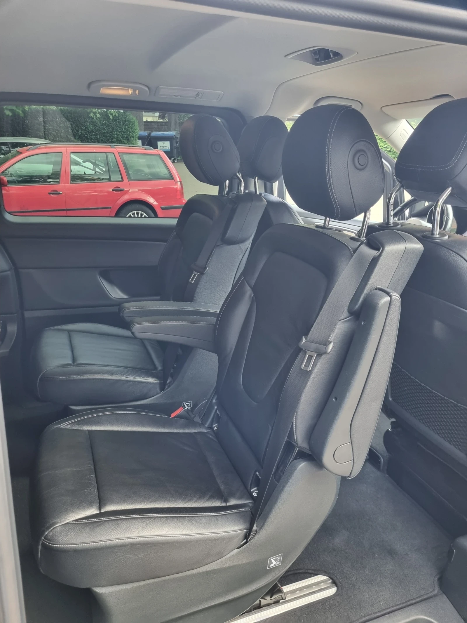 Mercedes-Benz V 250  - изображение 8