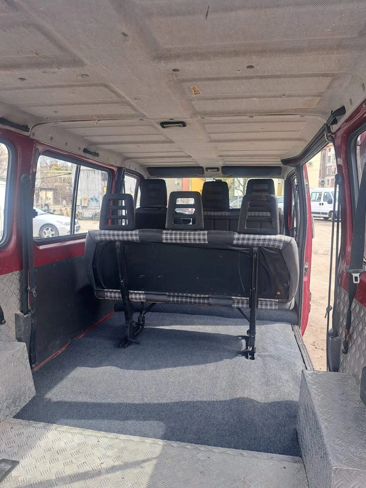 Peugeot Boxer 2.0 бензин, снимка 11 - Бусове и автобуси - 53360363