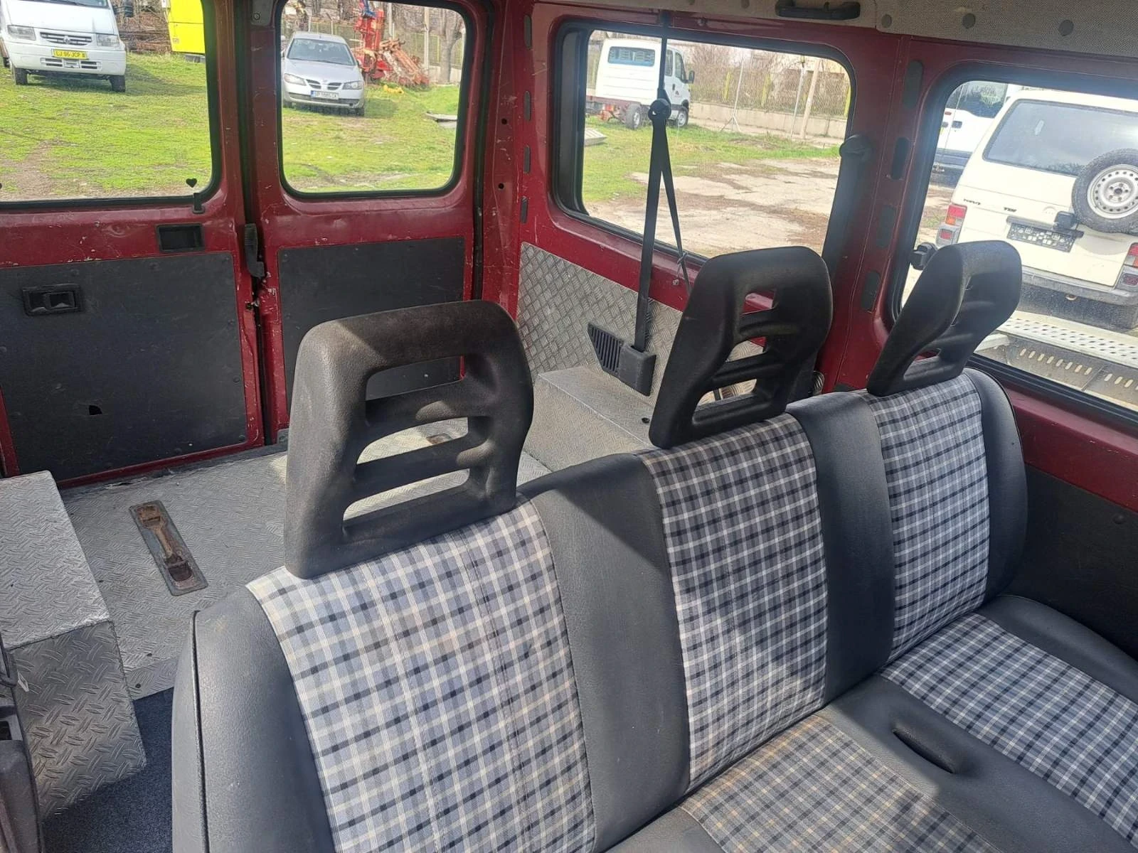 Peugeot Boxer 2.0 бензин, снимка 13 - Бусове и автобуси - 53360363