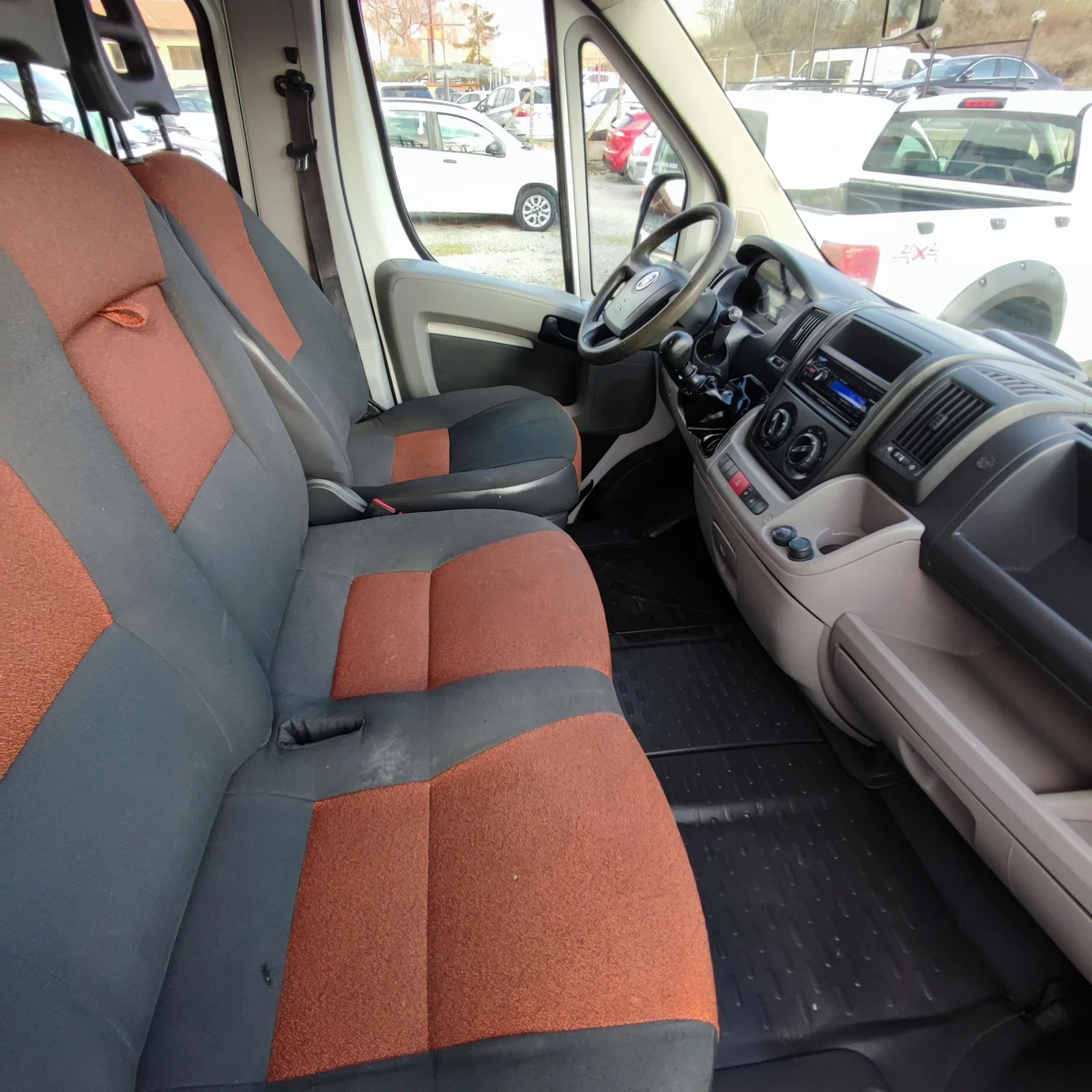 Fiat Ducato 2.3 MULTI JET* 120ks* 6+ 1м* БОРДОВИ* , снимка 11 - Бусове и автобуси - 54596092