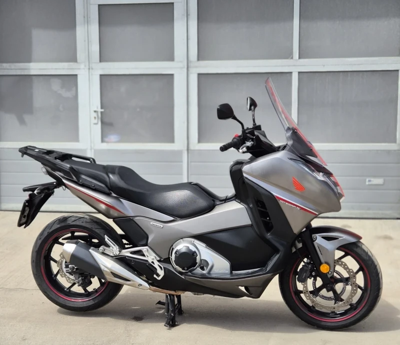 Honda Integra S 750 LED, ABS, TC, снимка 3 - Мотоциклети и мототехника - 49860265