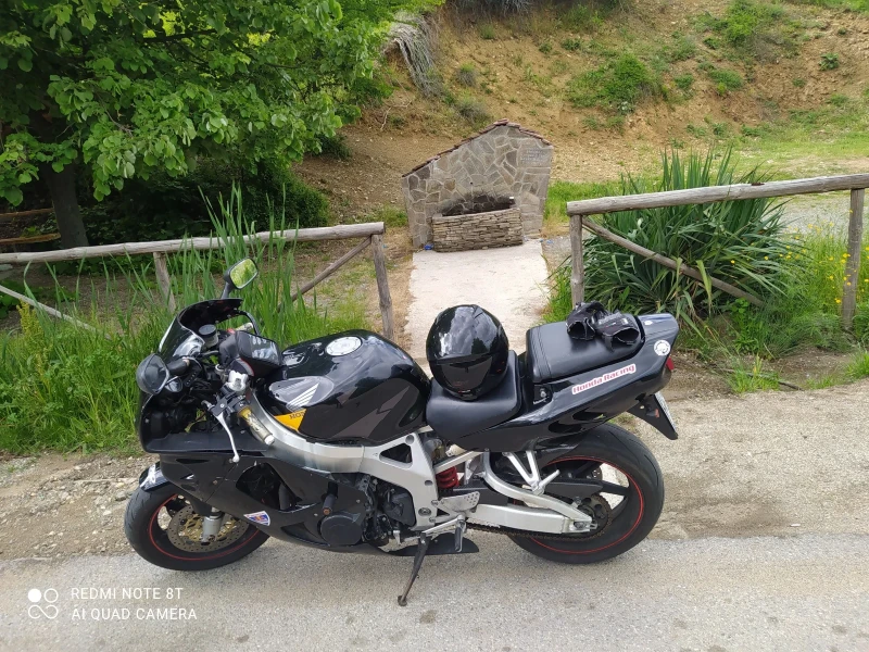 Honda Cbr 919 RR, снимка 2 - Мотоциклети и мототехника - 52226880