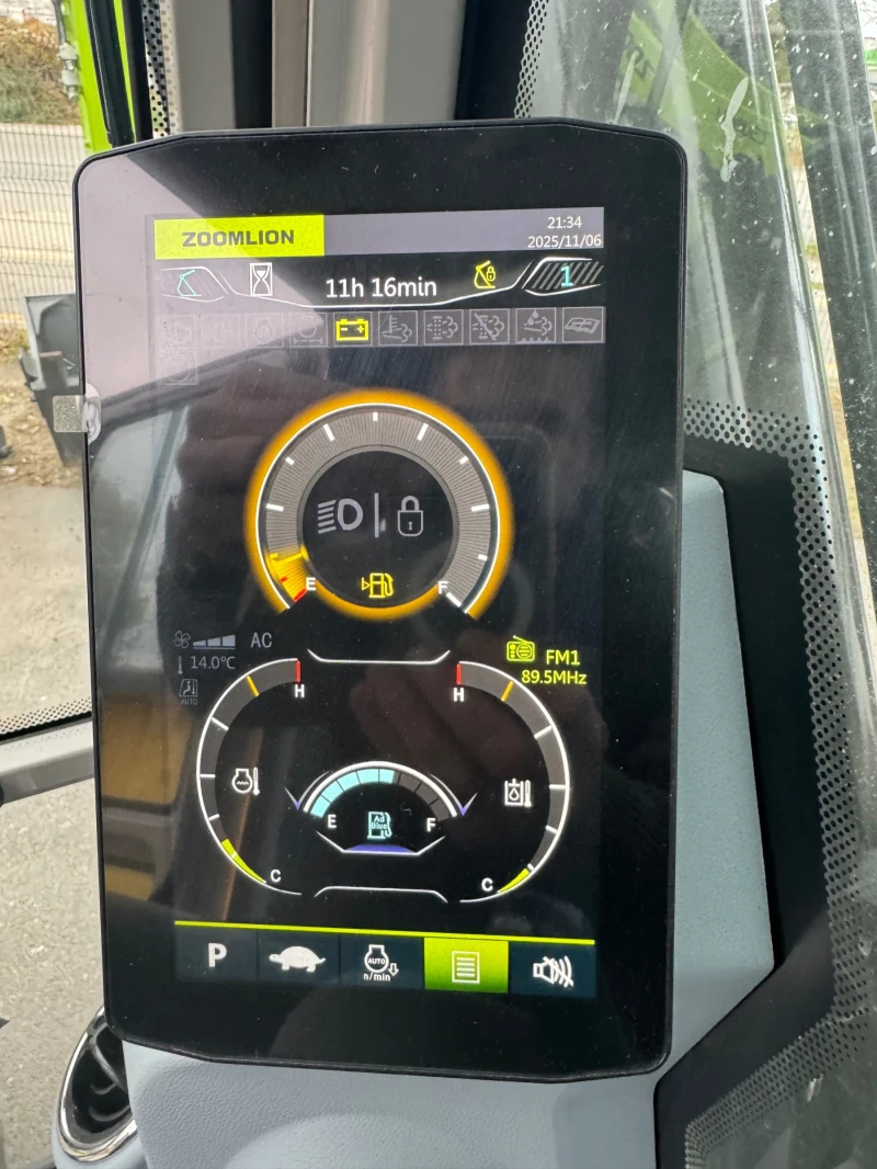 Багер ZOOMLION ZE225GN, снимка 14 - Индустриална техника - 52512284