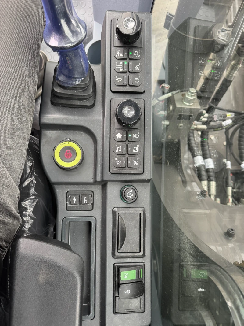 Багер ZOOMLION ZE225GN, снимка 13 - Индустриална техника - 52512284