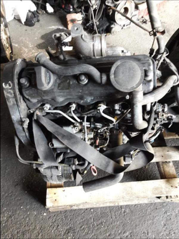 Двигател за VW Golf, снимка 1 - Части - 18097647