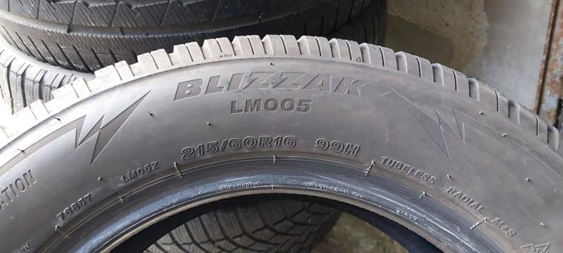 Гуми Зимни 215/60R16, снимка 6 - Гуми и джанти - 35124496