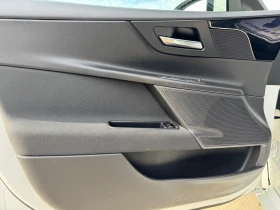 Jaguar XE 2.0d PURE / 4x4 / , снимка 12